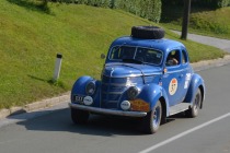John Whitelock in Dyl Thomas iz Velike Britanije, Ford Coupe, l. 1938 title=