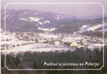 Panoramo zimskega Lovrenca z jugozahoda je januarja 2002 posnel Anžej Bečan title=